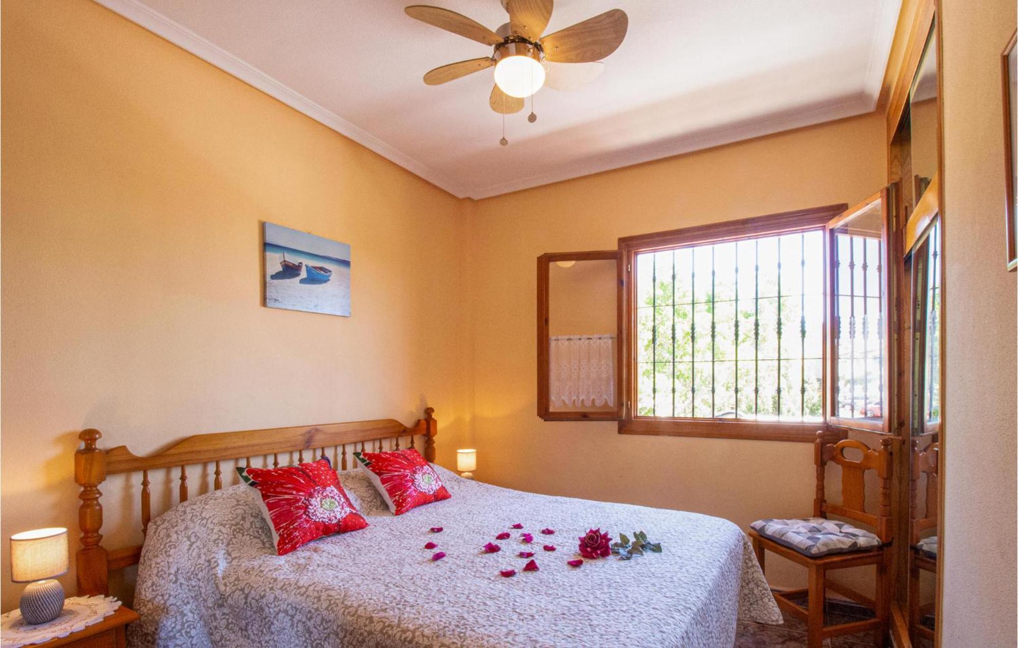 Cozy Apartment In Guardamar Del Segura Exterior foto