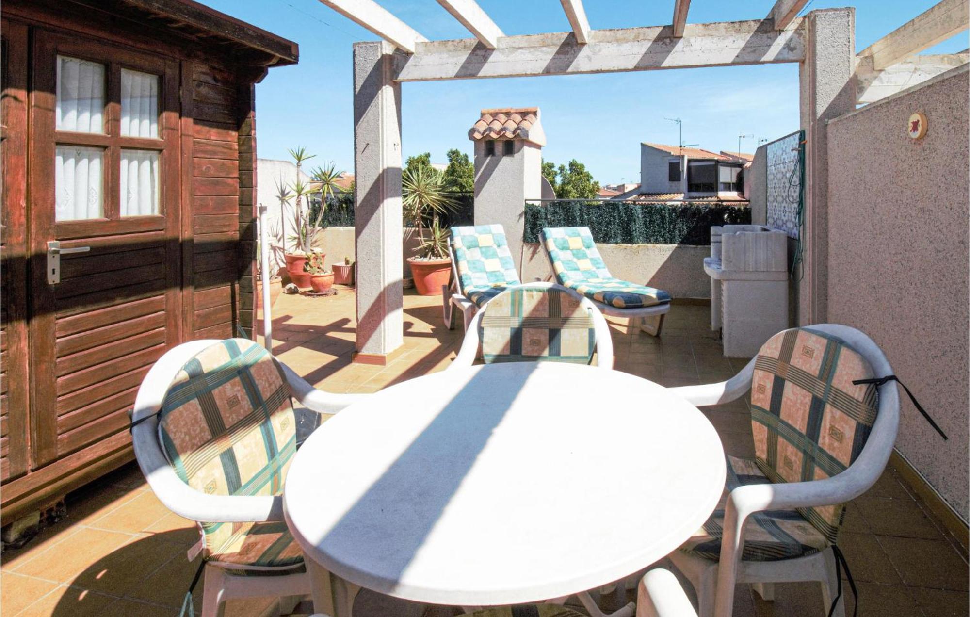Cozy Apartment In Guardamar Del Segura Exterior foto